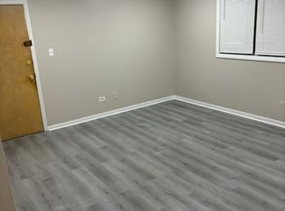 14636 Keystone Ave APT 1E, Midlothian, IL 60445