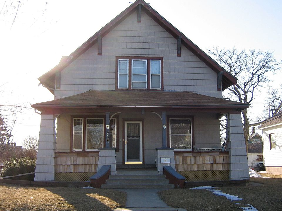 2nd image of 739 13th Ave S