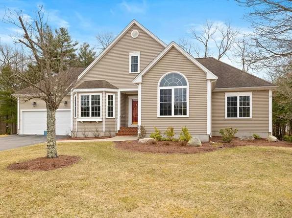40 Shannon Marie Way, North Easton, MA 02356