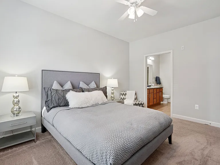 Greylyn Estates — Photo 9