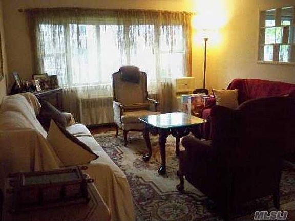 4th image of 2554 Lincoln Blvd