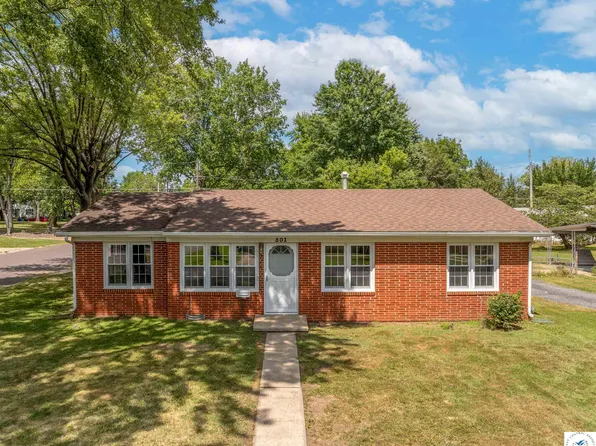 501 E 15th St, Sedalia, MO 65301