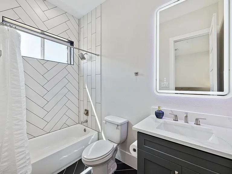 1618 Ojeman Rd #C — Photo 19