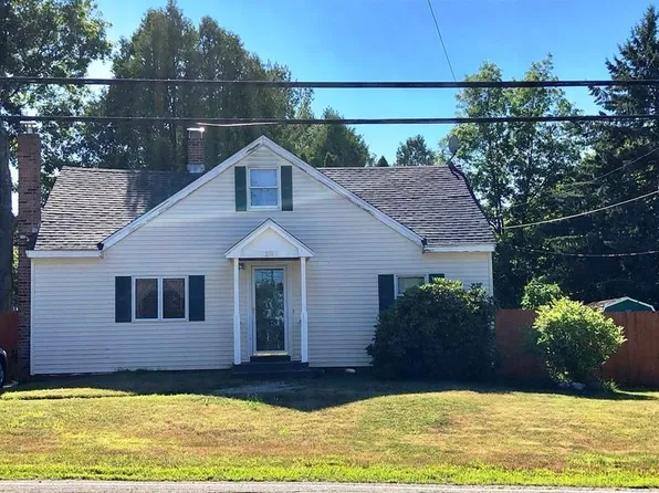 206 Market St, Amesbury, MA 01913