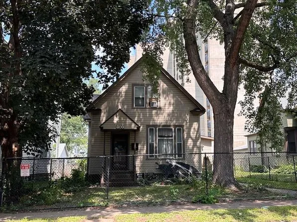 609 Case Ave, Saint Paul, MN 55101