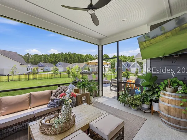 209 Foxbriar Court, Hardeeville, SC 29927