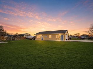 341 N Division St, Cowley, WY 82420