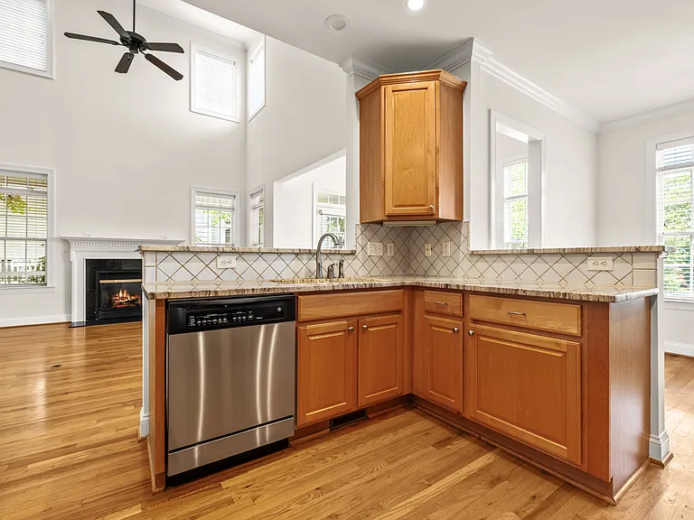3925 Stags Leap Cir — Photo 17