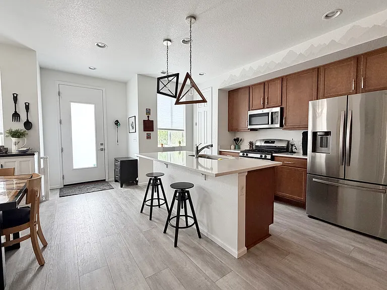 5327 Warrior St #5327 — Photo 2