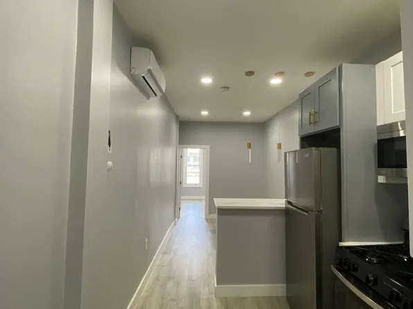 85 Zabriskie Street image 1 of 11