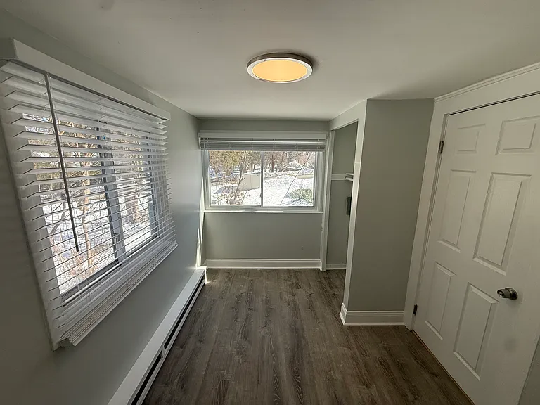 26 Forest Ln — Photo 8