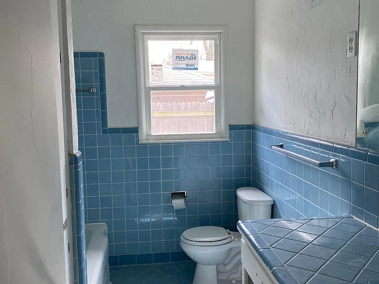 5222 S Marion Ave — Photo 10