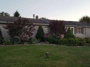 5271 Skuse Rd, Osseo, MI 49266