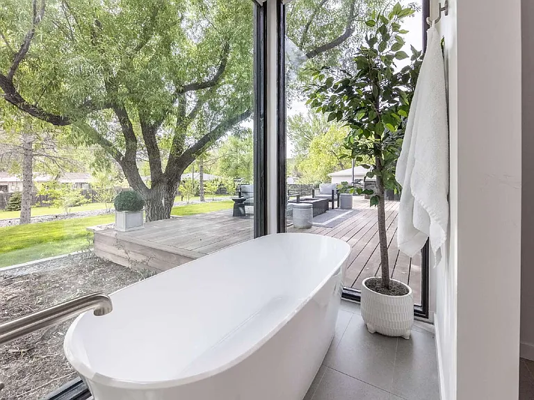 712 S Cherryvale Rd — Photo 13