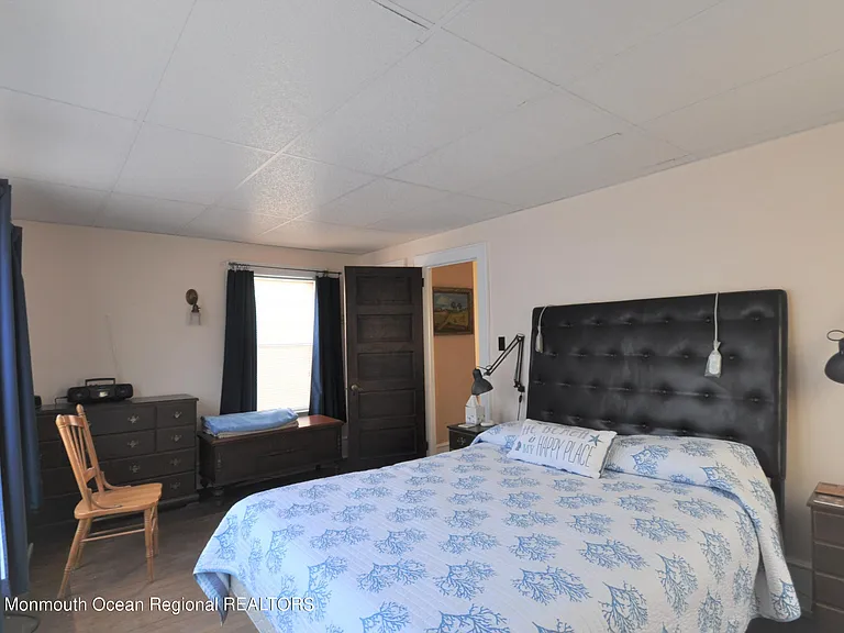 329 Washington Ave — Photo 12