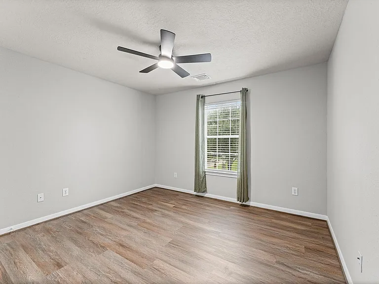 135 S Spinning Wheel Cir — Photo 28