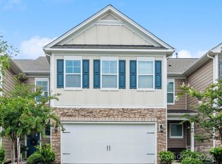 2433 Palmdale Walk Dr, Fort Mill, SC 29708