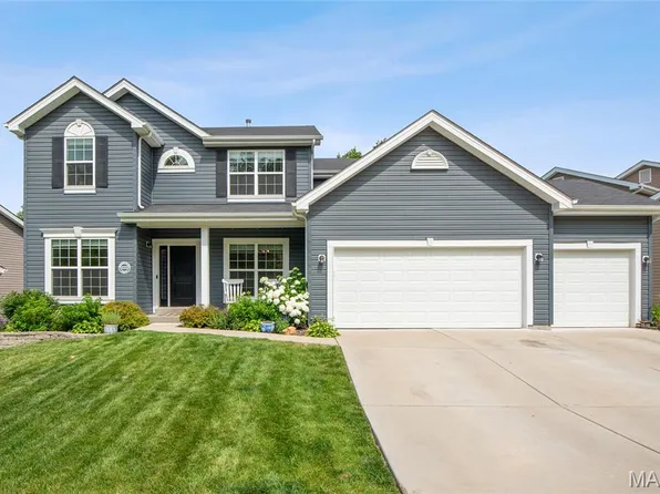 651 Winding Bluffs Dr, Fenton, MO 63026