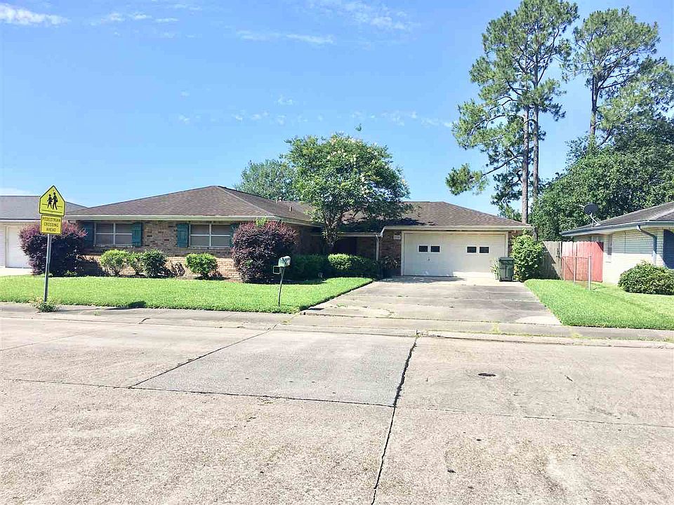 1st image of 2204 Acadian Dr #0
