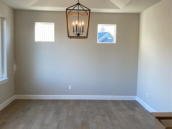 5th image of 836 S Lamplight Ln