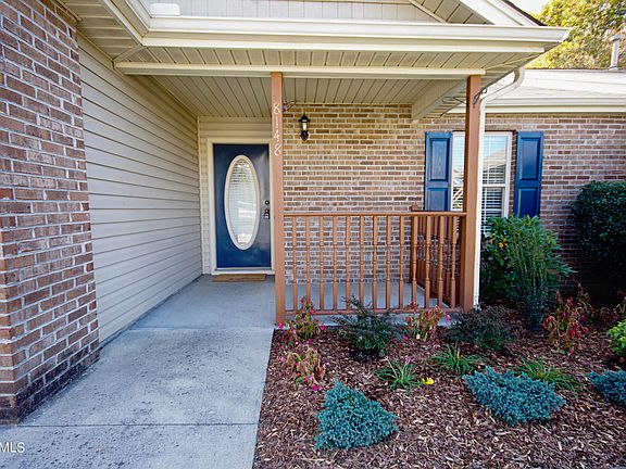 4th image of 8148 Pepperdine Way