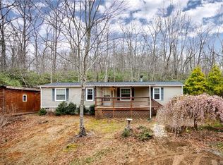 9 Wildcat Ridge Dr, Fairview, NC 28730