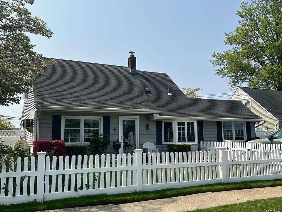 24 Hickory Lane, Levittown, NY 11756 Zillow
