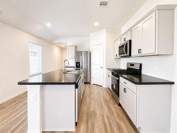 5th image of 5407 Portwood Acres Dr