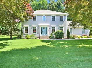 34 Hawks Cir, Westfield, MA 01085