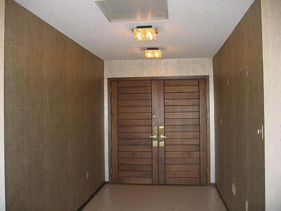 2nd image of 2200 S 29th St