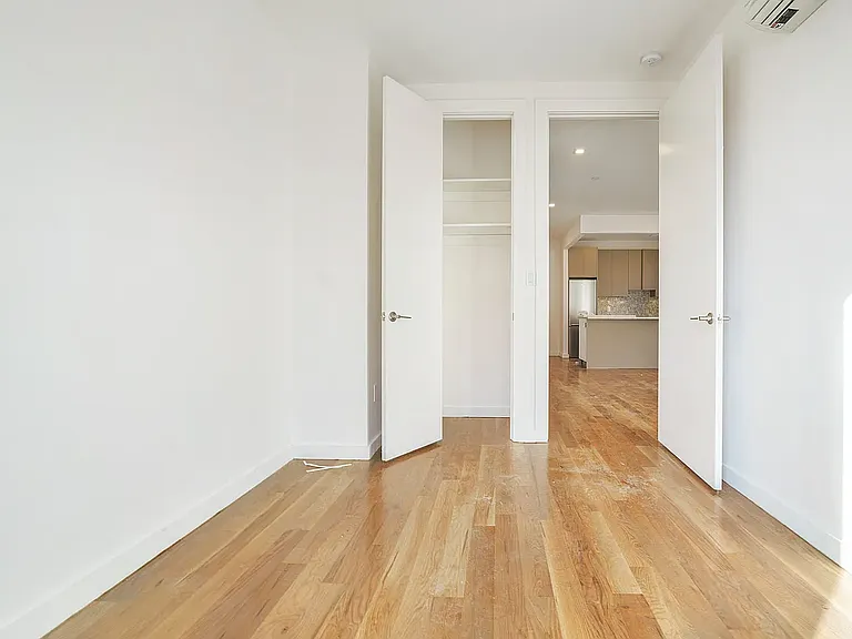 138-25 Barclay Ave #403 — Photo 25