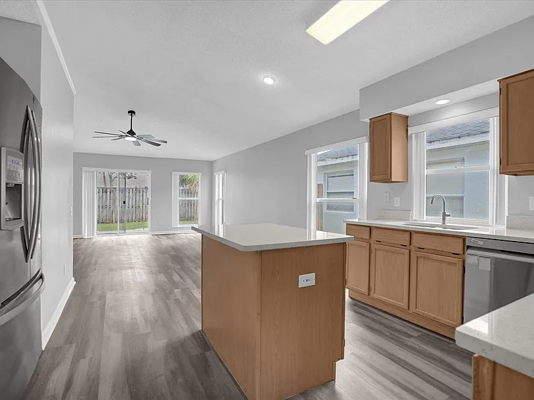 3521 Moss Pointe Pl — Photo 10