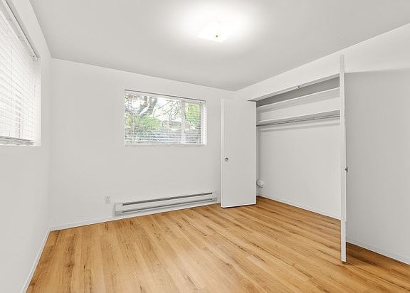 5th image of 4745 18th Ave NE #4745