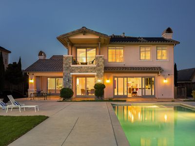 13485 Campus Drive, Oakland, CA, 94619