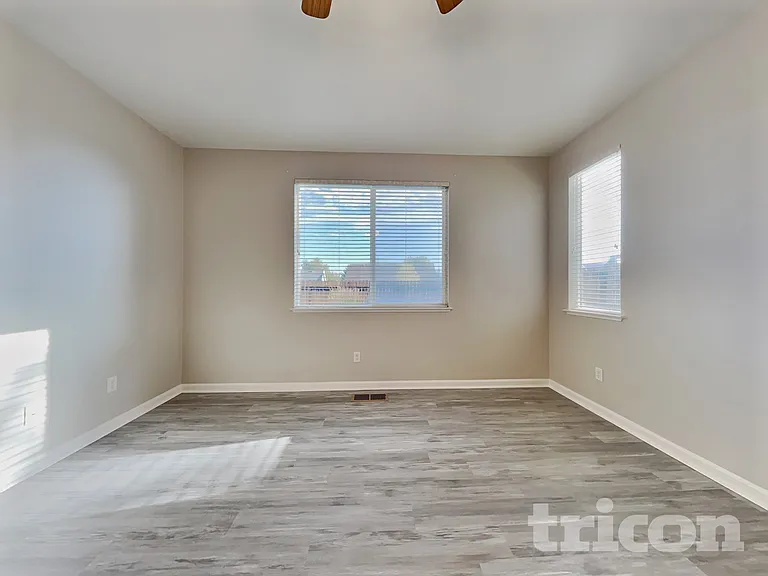9570 Long River Dr — Photo 8
