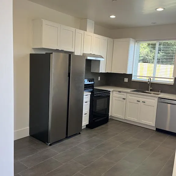 414 Grace Way — Photo 4