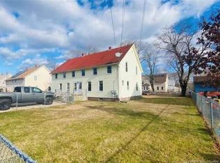 30 2nd St, Plainfield, CT 06374