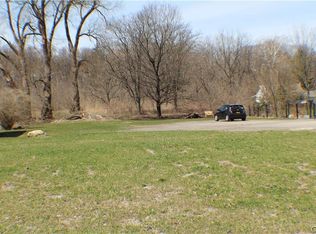 279 Genesee St #32, Chittenango, NY 13037