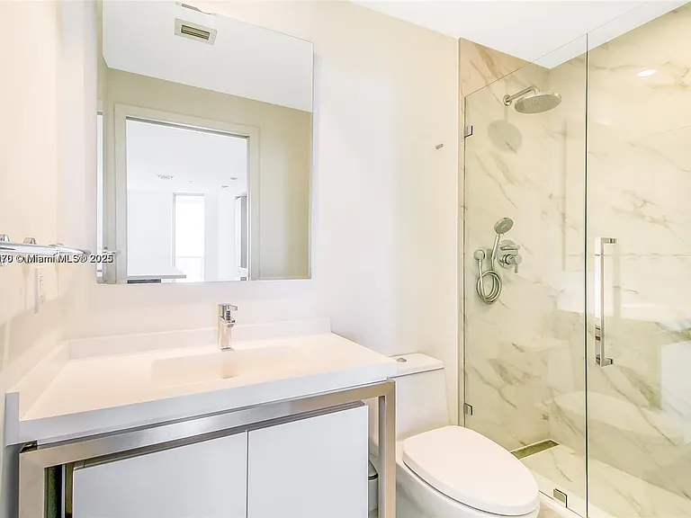 2000 Metropica Way #1709 — Photo 16