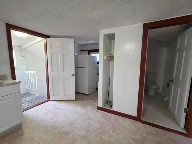 35 Dayton St #2 — Photo 5