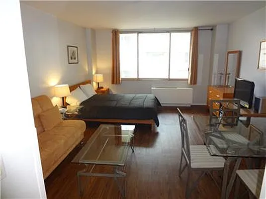 Rented by KG Properties | media 21