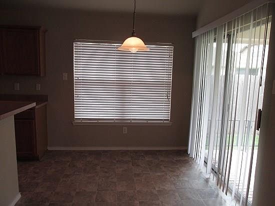 5th image of 507 Maplewood Dr