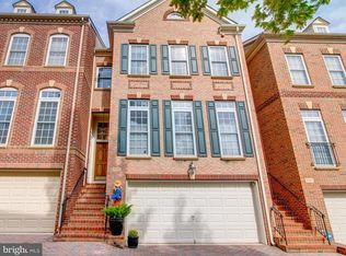 6565 Washington Blvd, Arlington, VA 22205