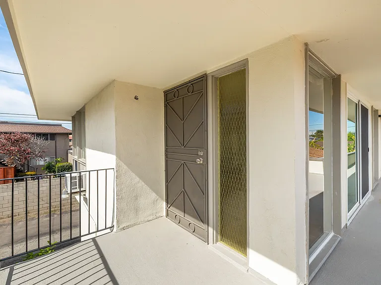 Garden Villas — Photo 22