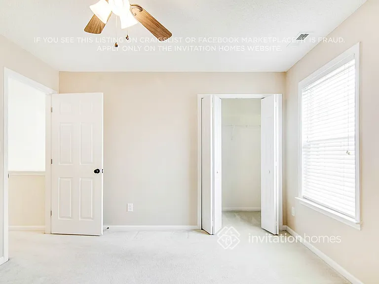 318 Winward Pointe Dr — Photo 16