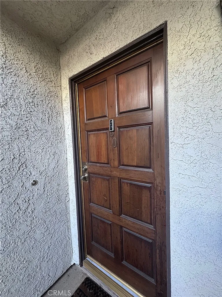 2 bed, 1025 sqft, $2,800 — Photo 4