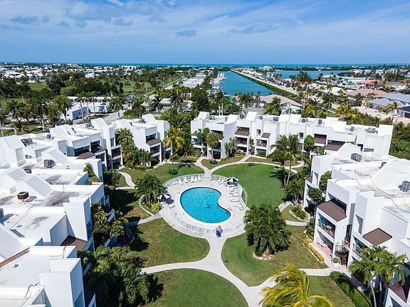 3rd image of 601 W Ocean Dr APT 410