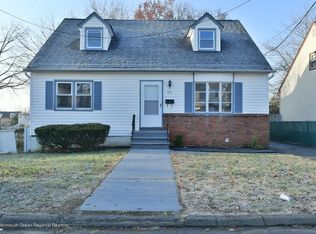 409 Sweetbriar St, Keyport, NJ 07735