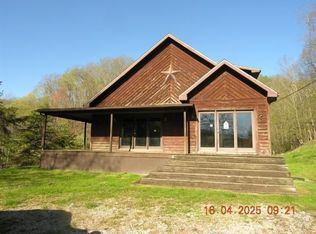 422 Short Cut Branch Rd, Fort Gay, WV 25514