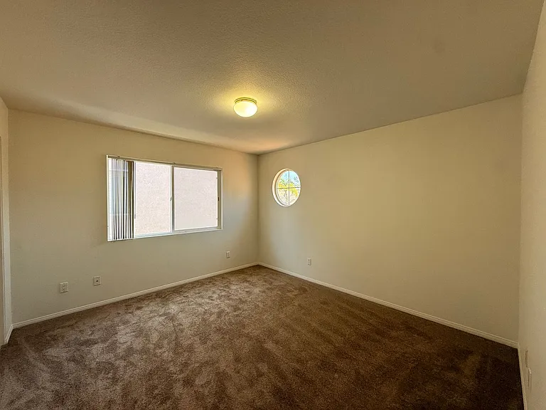 5254 Southhampton Cv — Photo 16